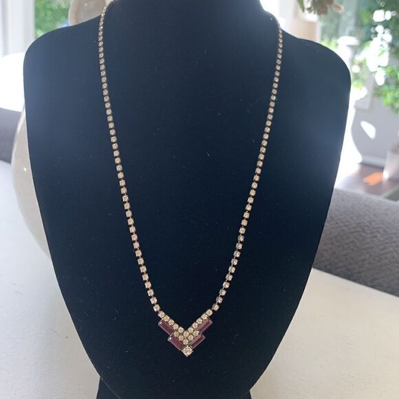 Beautiful Vintage Clear and Purple Rhinestone necklace, Unmarked - Picture 1 of 3